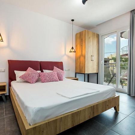 Linden Apartments Potos Dış mekan fotoğraf