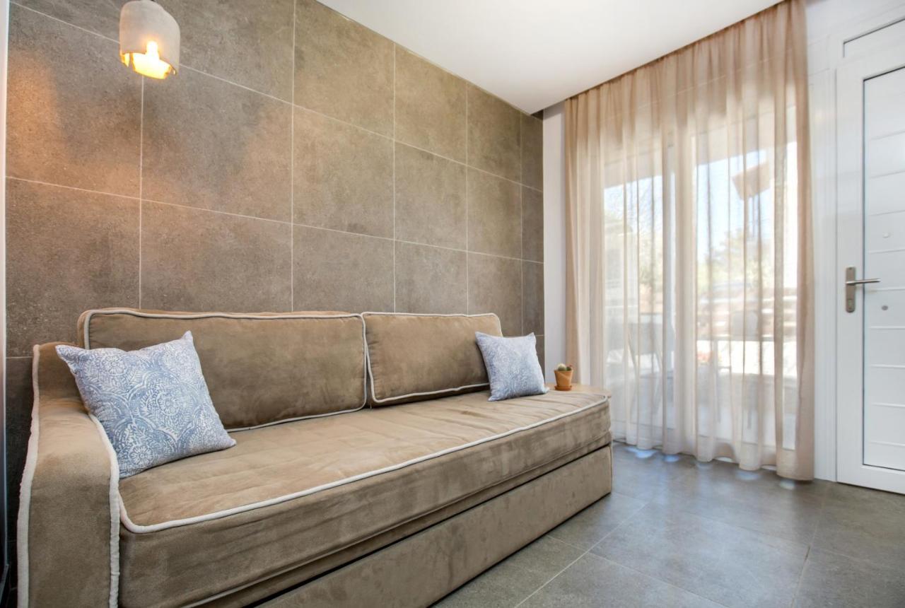 Linden Apartments Potos Dış mekan fotoğraf